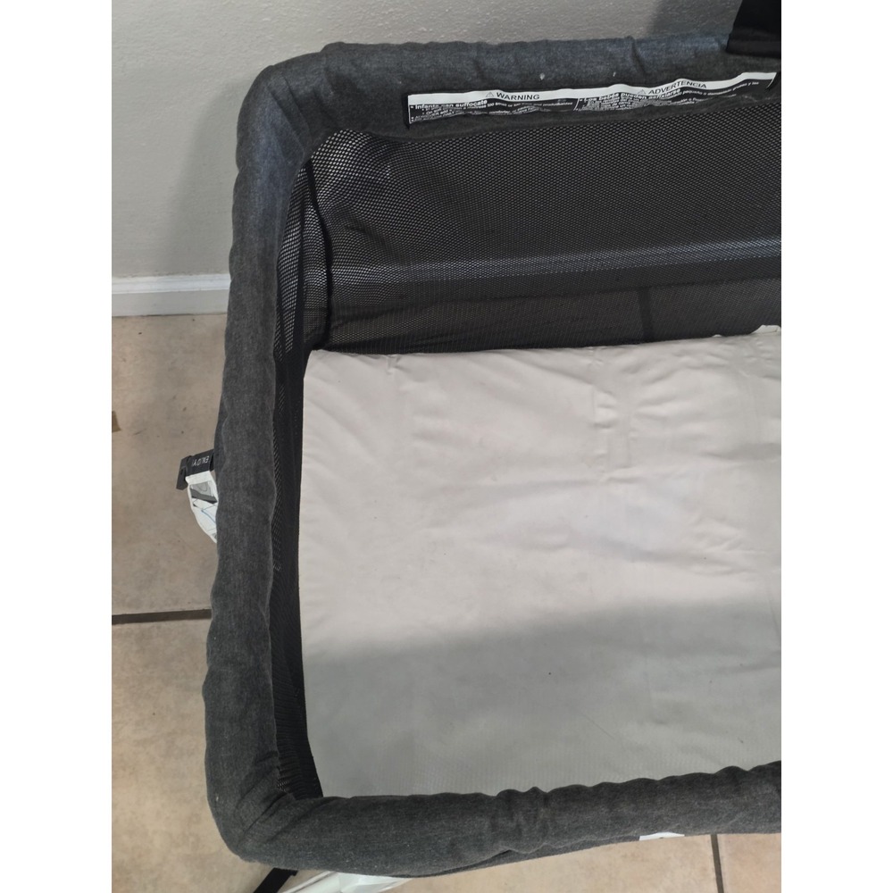Guava Family Lotus Travel Crib with Backpack Carrier Lightweight Nearly New - Picture 9 of 16